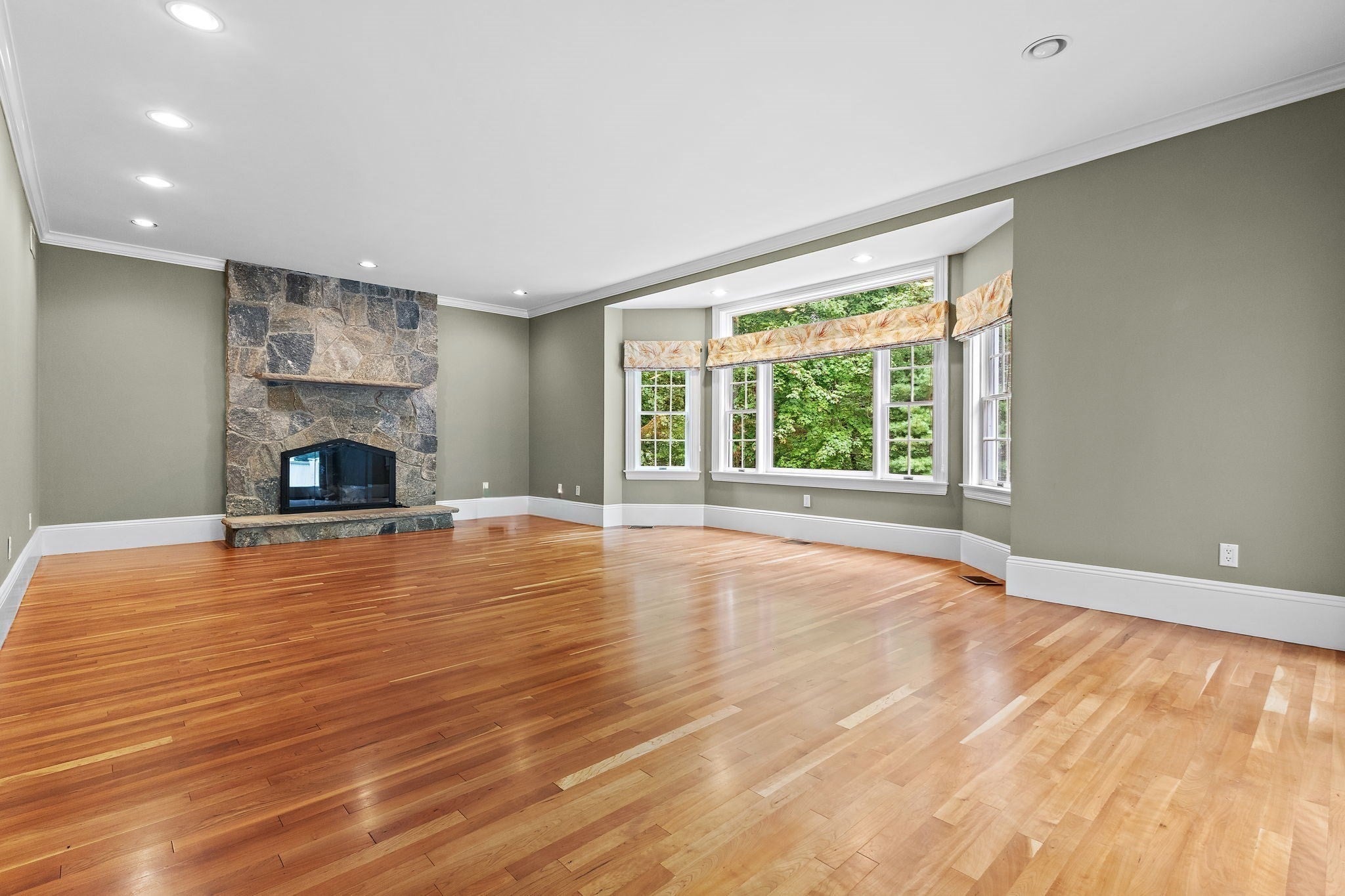 27 Carriage Drive, Lexington, MA, 27 Carriage Drive, Lexington, MA Photo #14