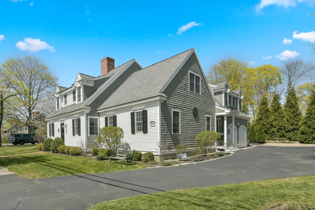 54 Pleasant St