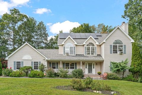 34 Archibald Ave Methuen MA 01844