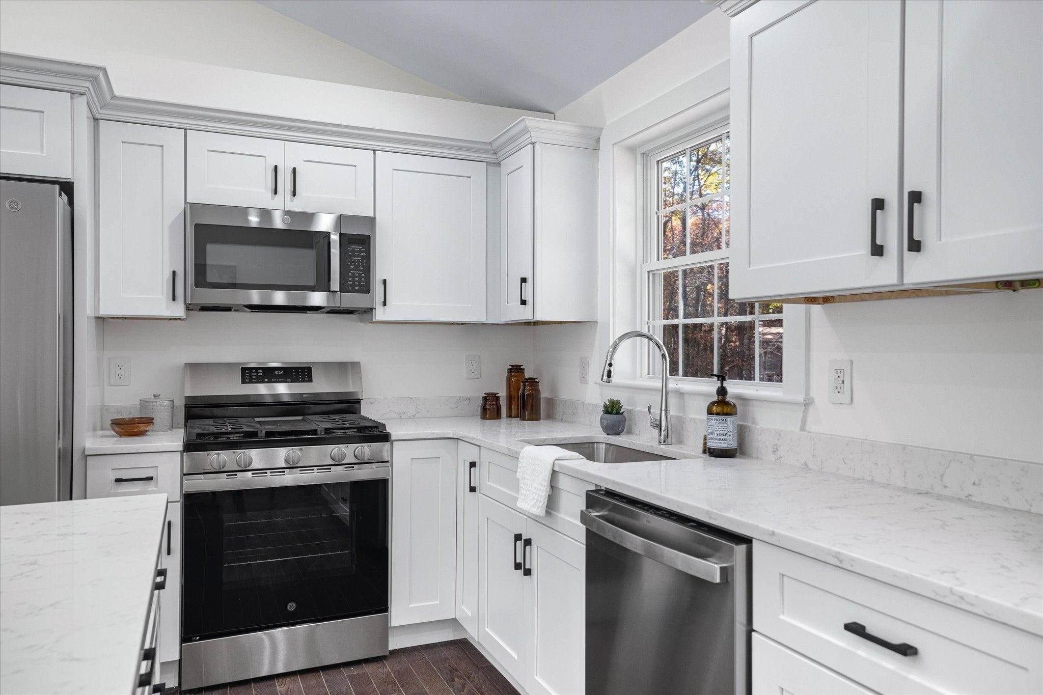 47 Brookfield Rd, North Brookfield, MA, 47 Brookfield Rd, North Brookfield, MA Photo #12
