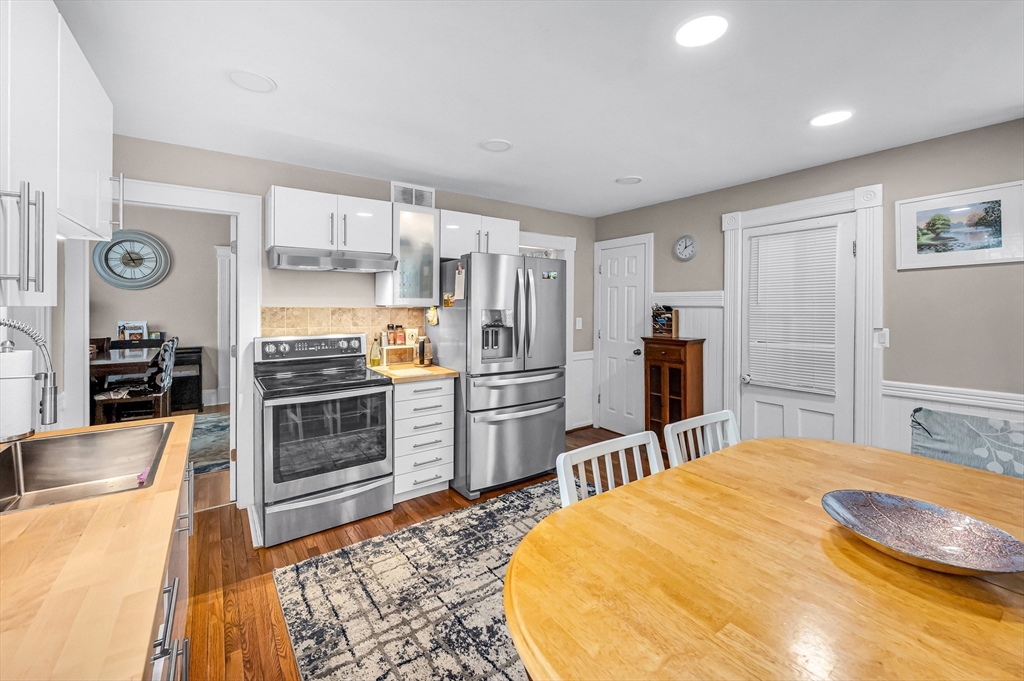 70 Riverdale St