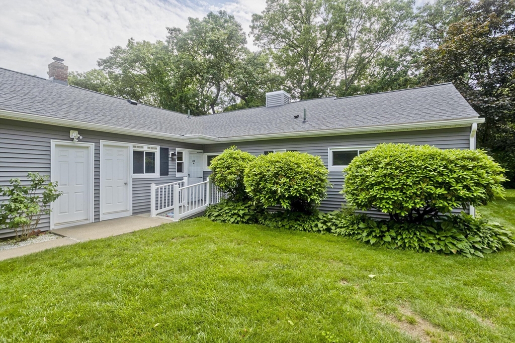 83 Horseshoe Dr 83