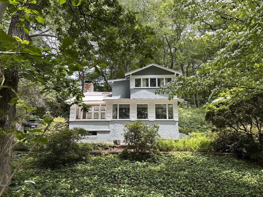 6 Megonko Rd
