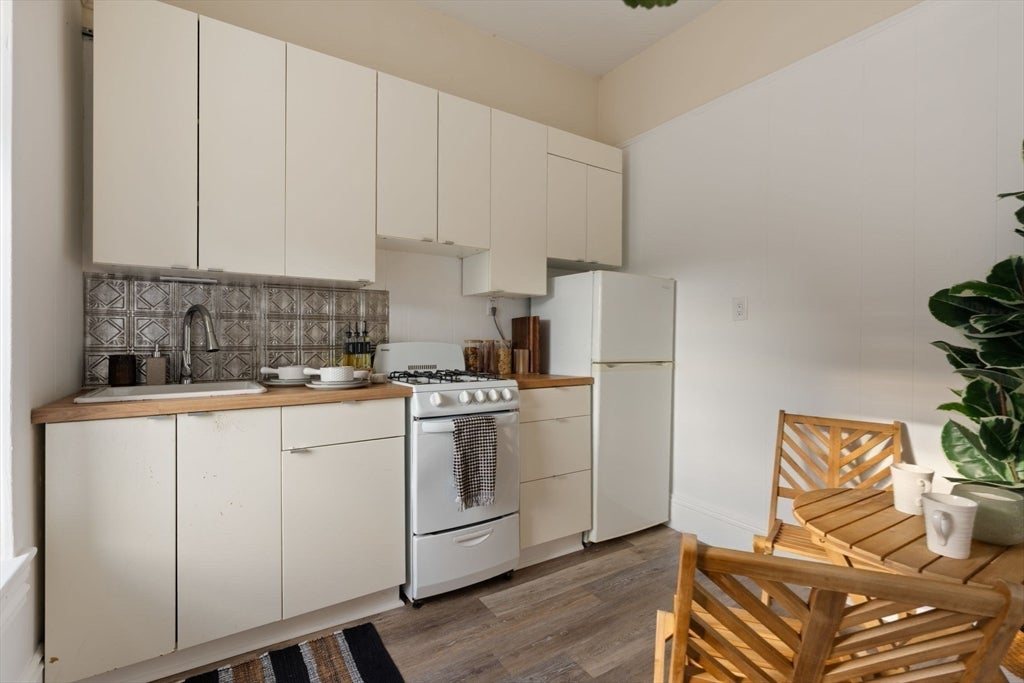 928 Dorchester Ave #9, Boston, MA Photo #4