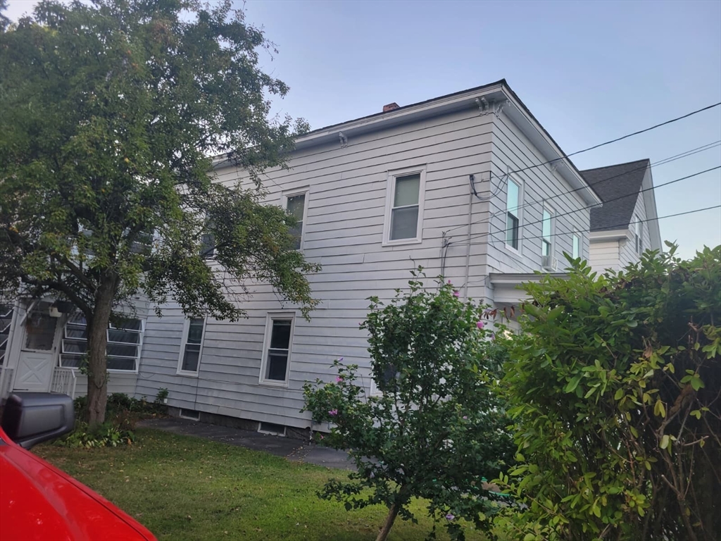 11 Doane St