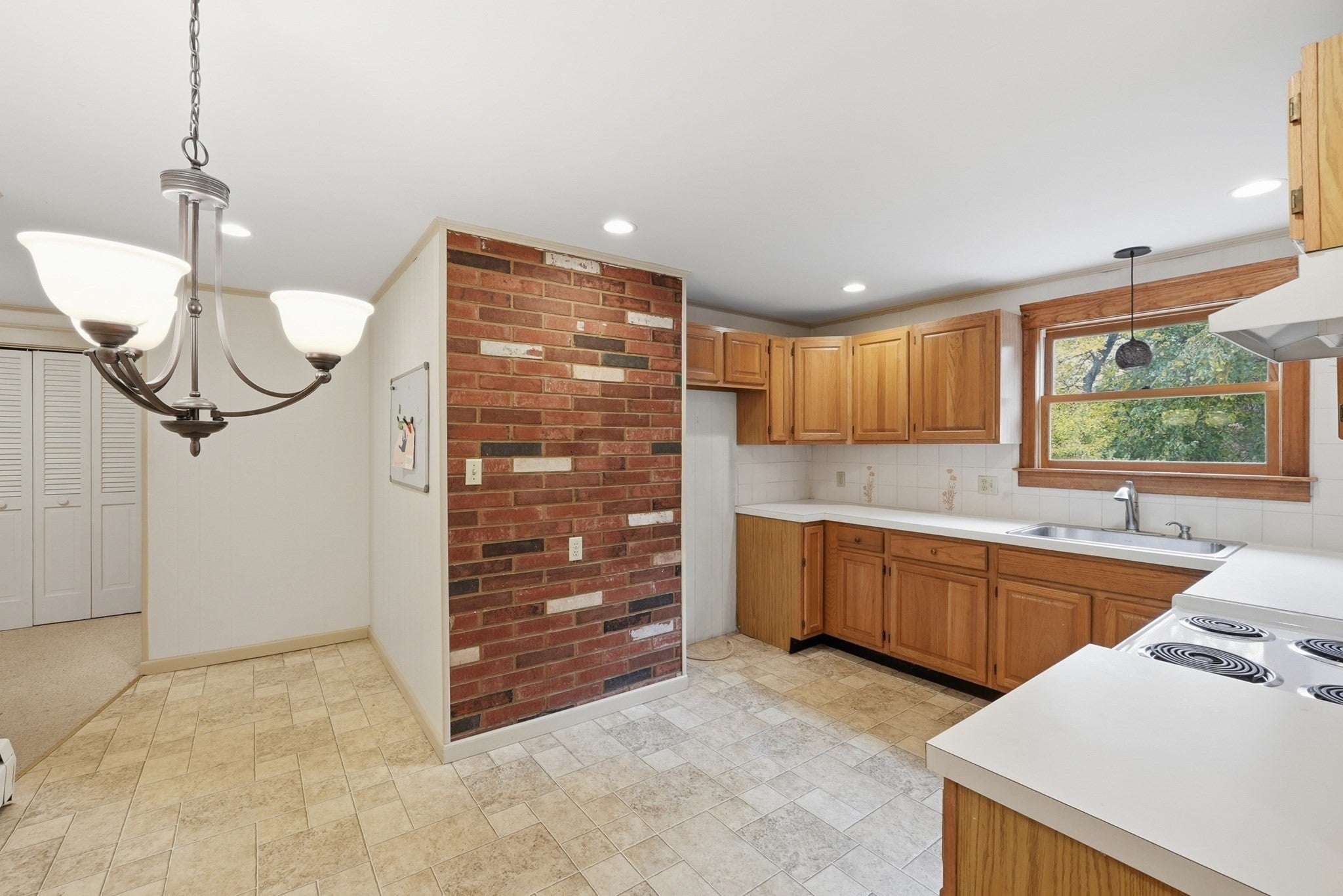 206-208 School St, Northbridge, MA, 206-208 School St, Northbridge, MA Photo #27