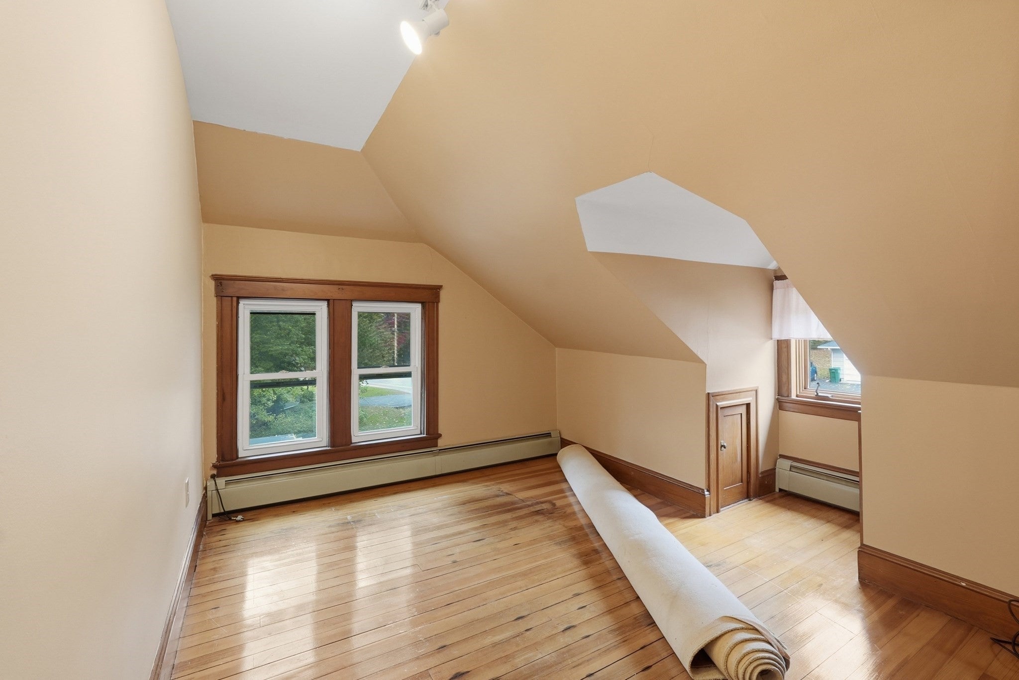 206-208 School St, Northbridge, MA, 206-208 School St, Northbridge, MA Photo #36