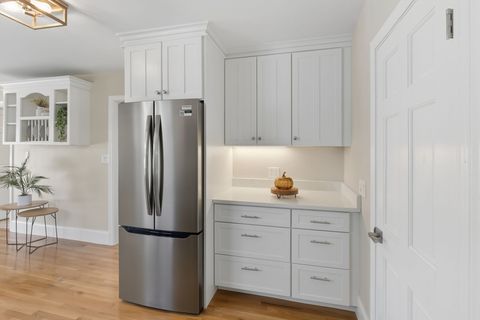 Photo of 57 Mount Calvary Rd, Boston, MA 02131 (MLS # 73439632)