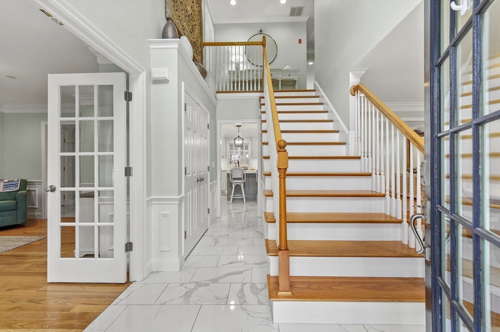 5 Jamaica Ln