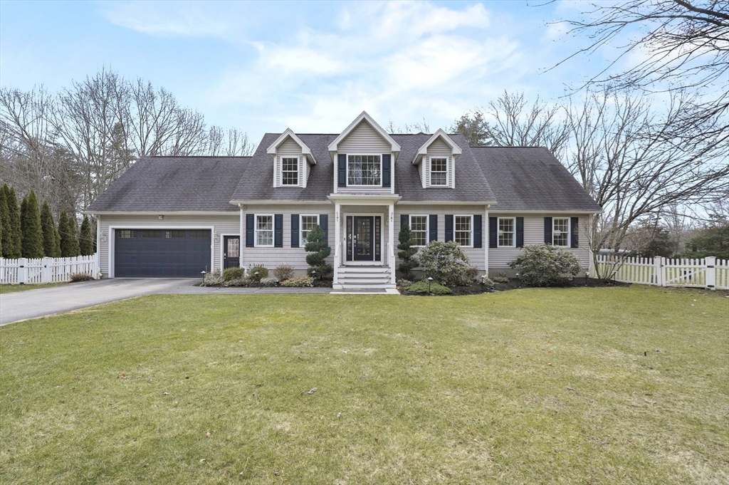 5 Jamaica Ln