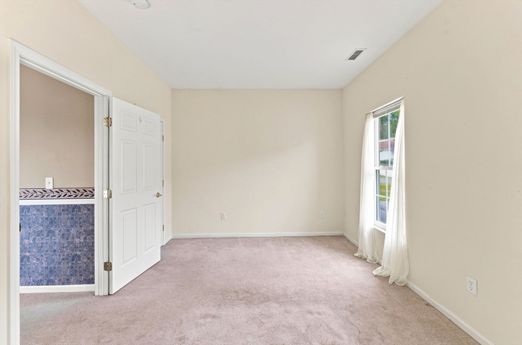 12 Summerfield Dr #12, Uxbridge, MA Photo #24