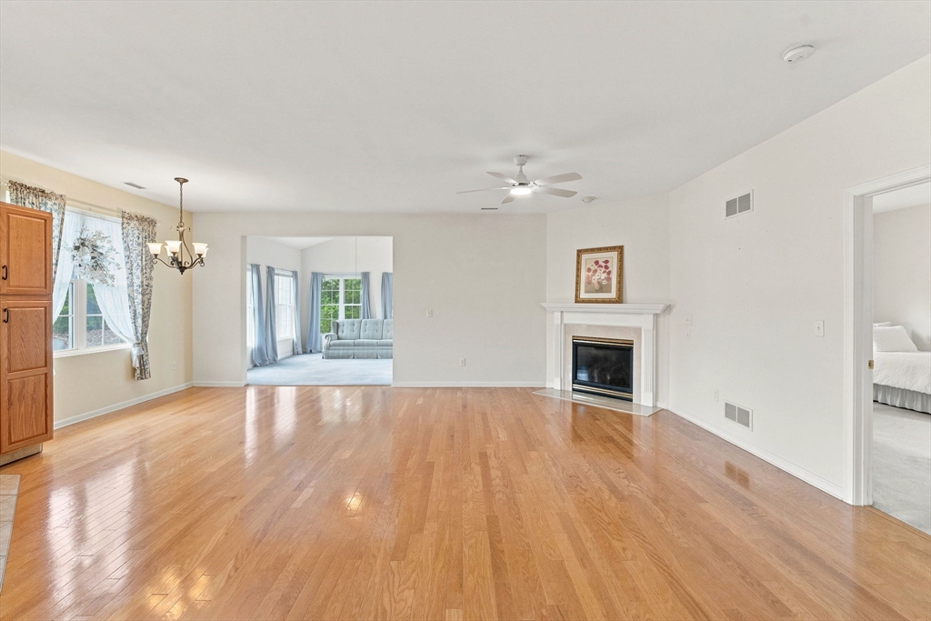 12 Summerfield Dr #12, Uxbridge, MA Photo #7