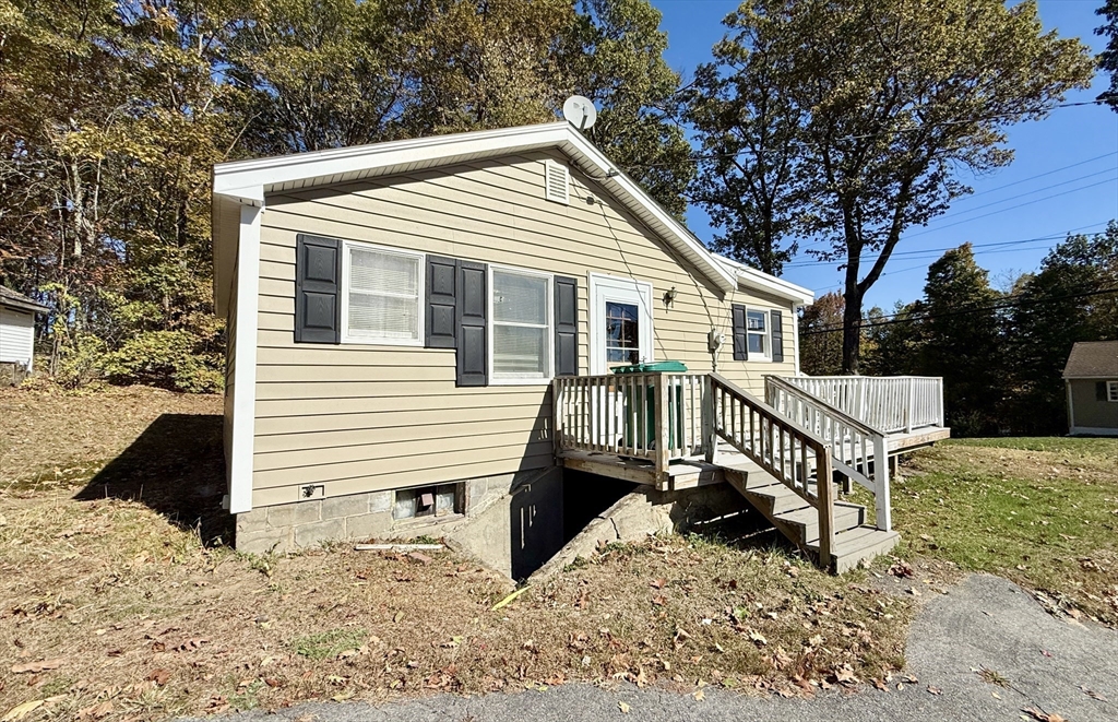 521 Rollstone Rd