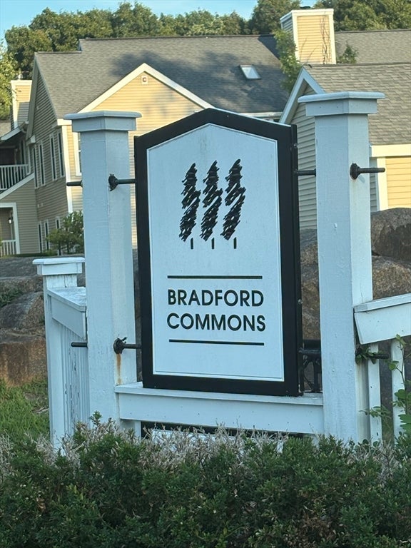 Photo of 105 Bradford Commons Ln, Braintree, MA