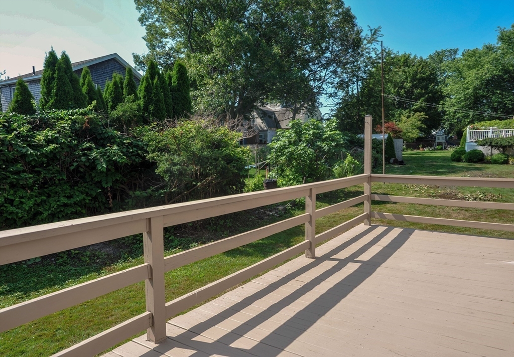 14 Standish Rd