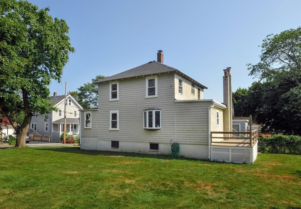 14 Standish Rd
