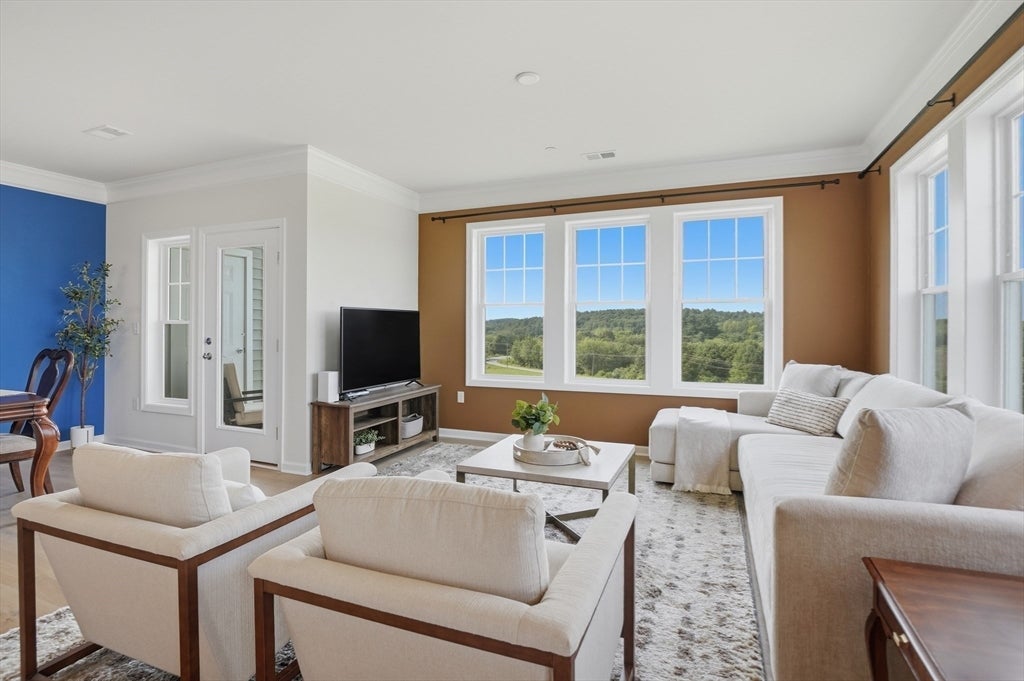 1213 Codman Way #1213, Westborough, MA Photo #3