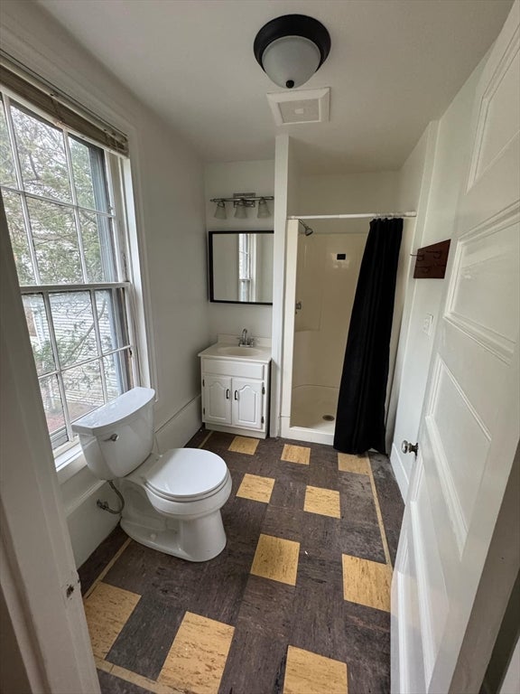 34 Court Street #2, New Bedford, MA, 34 Court Street #2, New Bedford, MA Photo #9