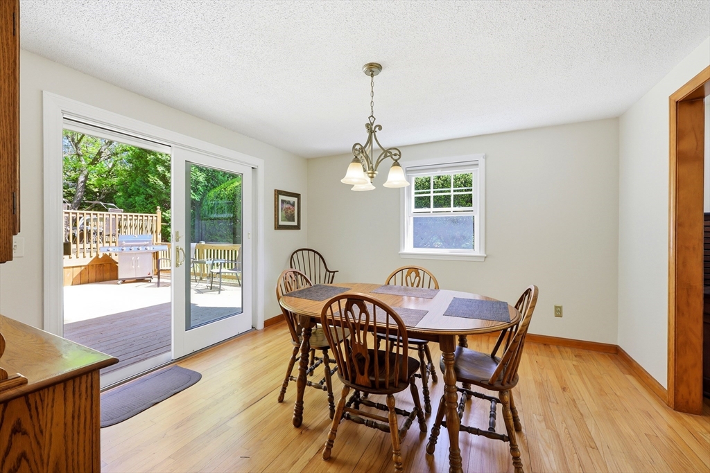 9 Meadowbrook Drive, Hadley, MA Photo #14