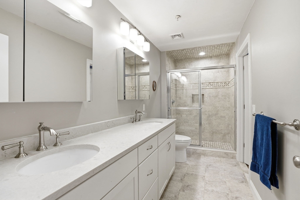 60 Lenox St #11, Norwood, MA Photo #24