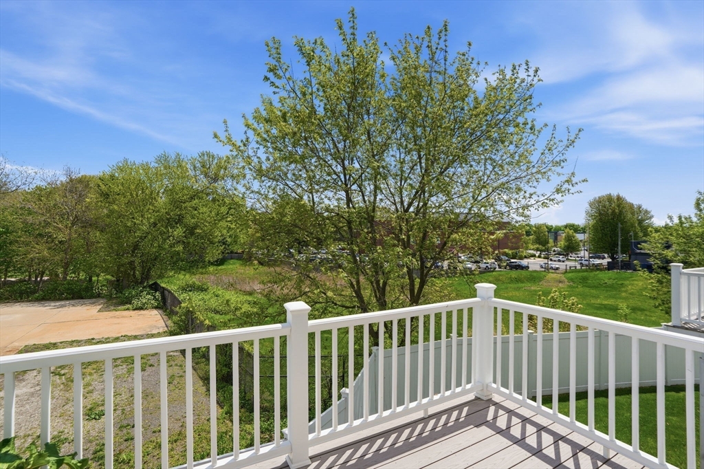 60 Lenox St #11, Norwood, MA Photo #12