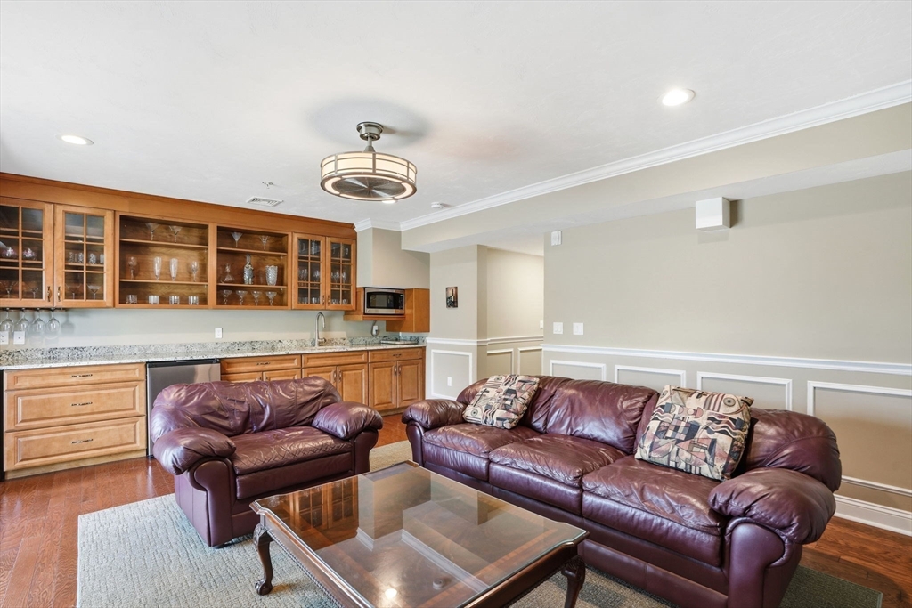 60 Lenox St #11, Norwood, MA Photo #29