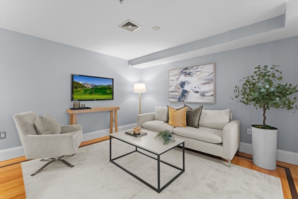 453 Massachusetts Ave 1