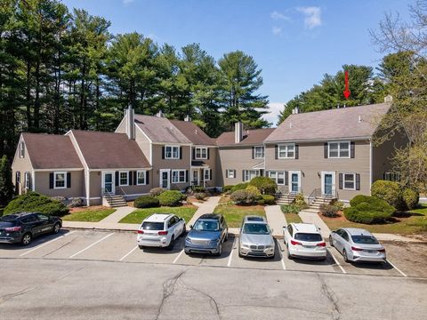 Photo of 64 Cadogan Way #64, Nashua, NH 03062 (MLS # 73508597)