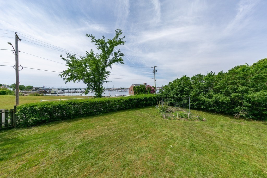 25-27 Lafayette St 3