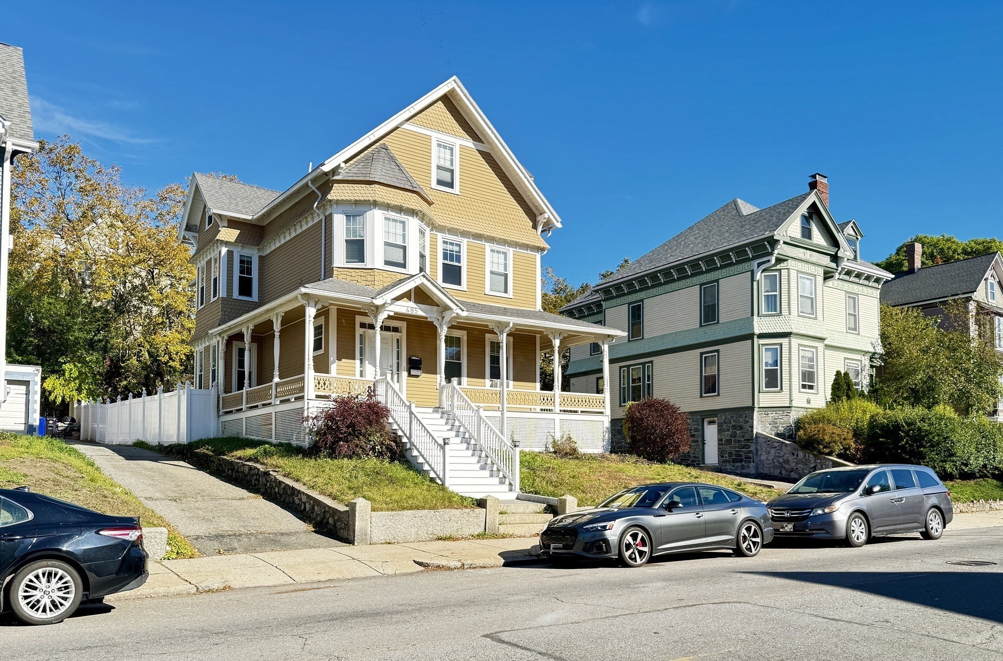 485 Pleasant St
