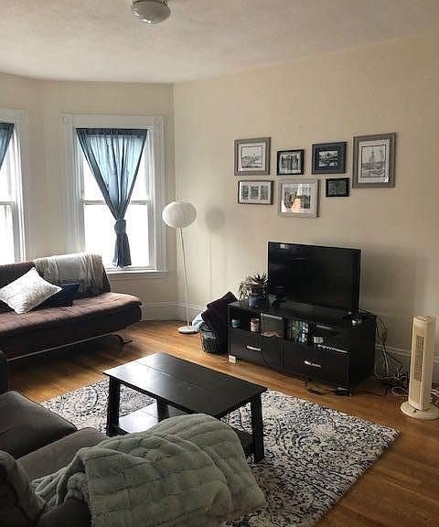 914 E4th Street #2, Boston, MA, 914 E4th Street #2, Boston, MA Photo #1