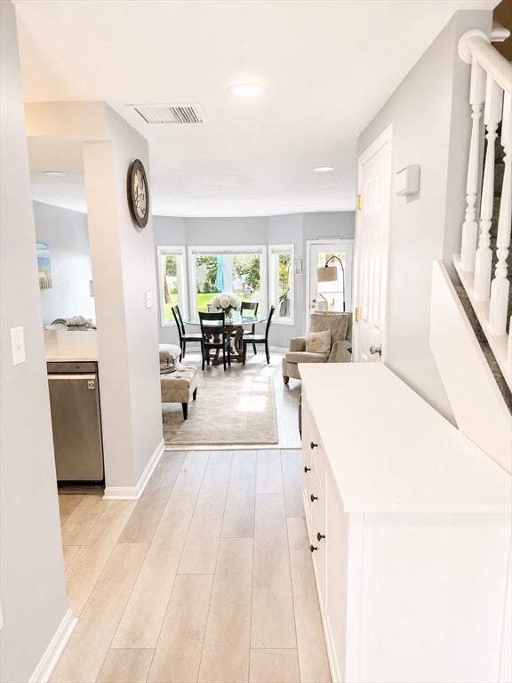 6 Westcliff Dr. Golfview