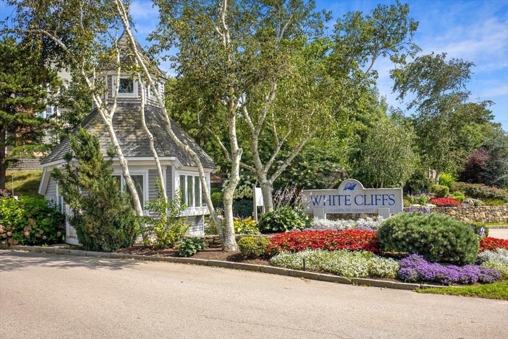 Photo of 6 Westcliff Dr, Plymouth, MA