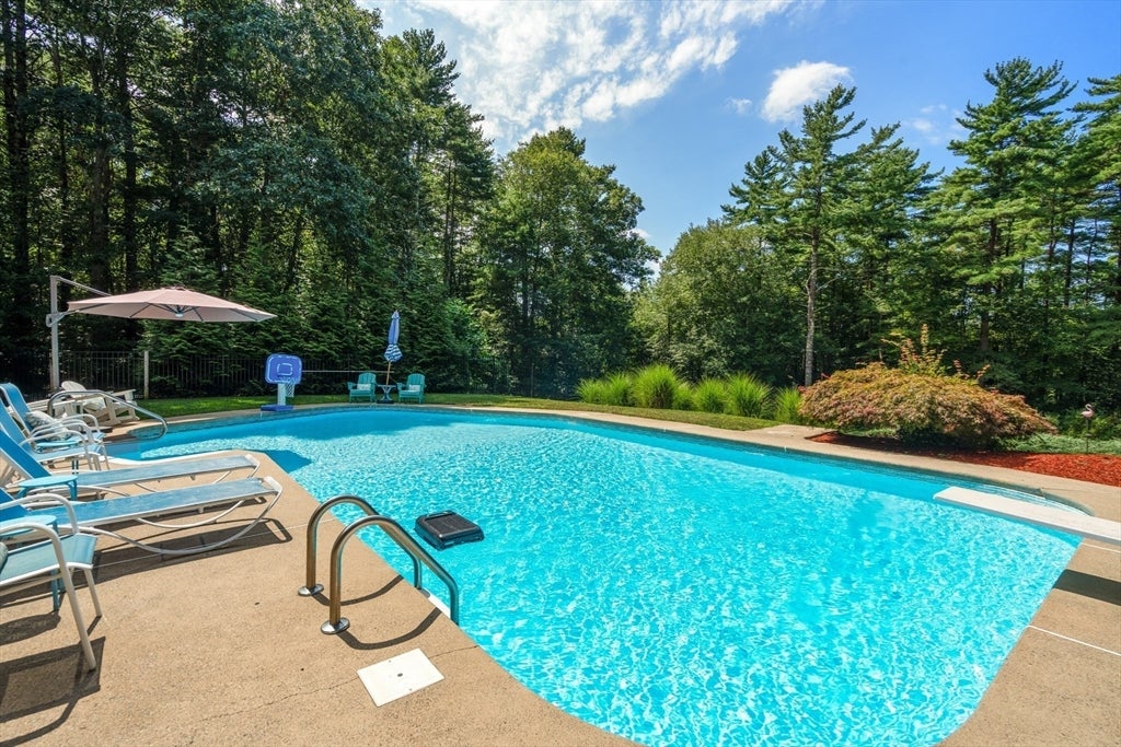14 Woodview Dr, Lakeville, MA, 14 Woodview Dr, Lakeville, MA Photo #30
