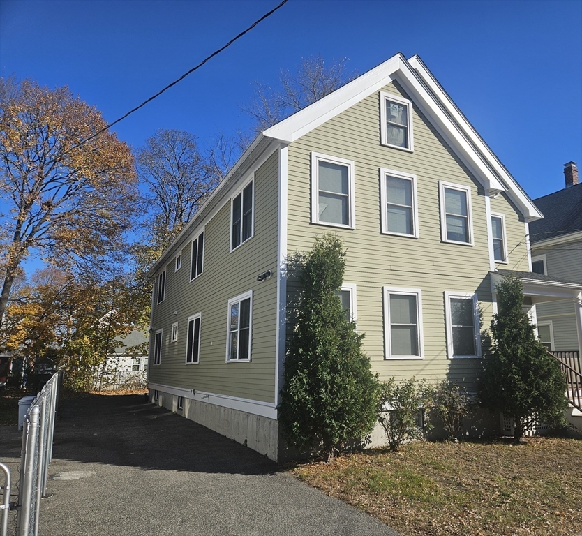 20 Massasoit St