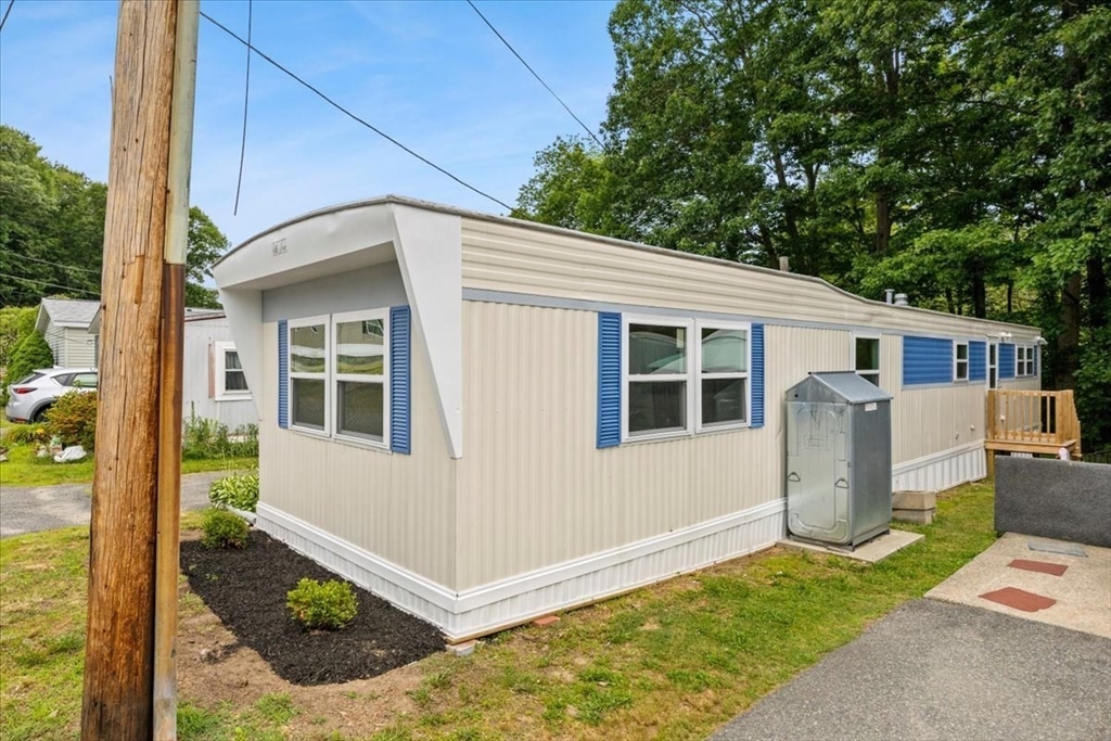 12 Chesapeake Rd