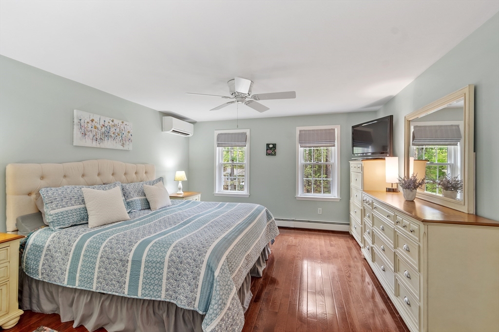 60 Searle St, Georgetown, MA Photo #10