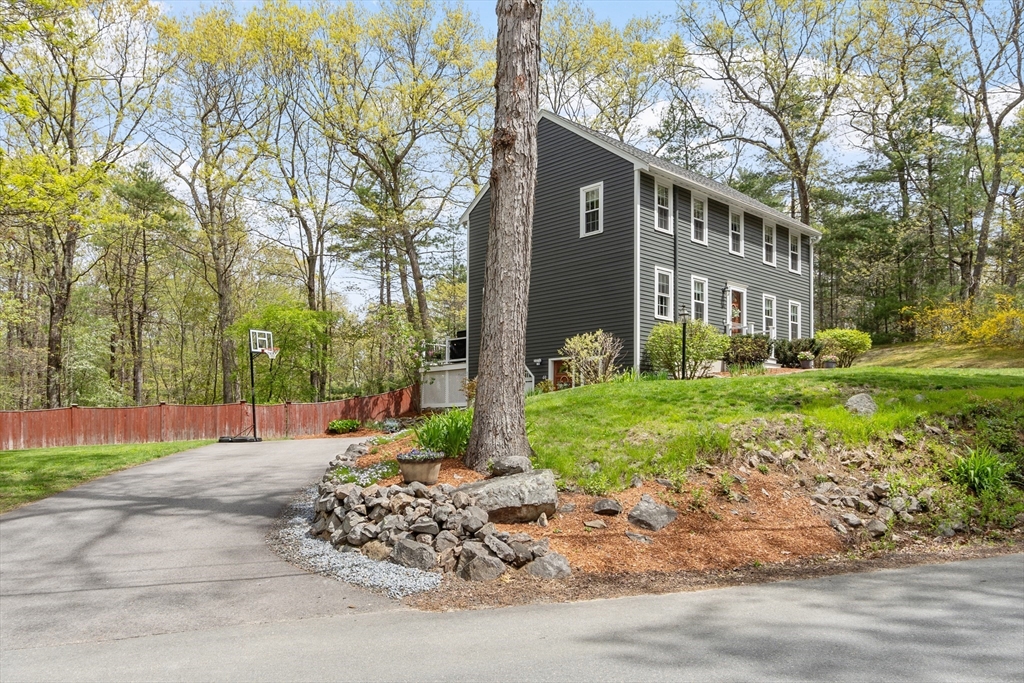 60 Searle St, Georgetown, MA Photo #19