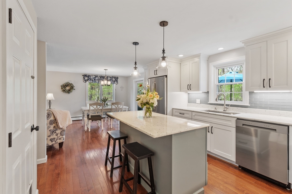 60 Searle St, Georgetown, MA Photo #6