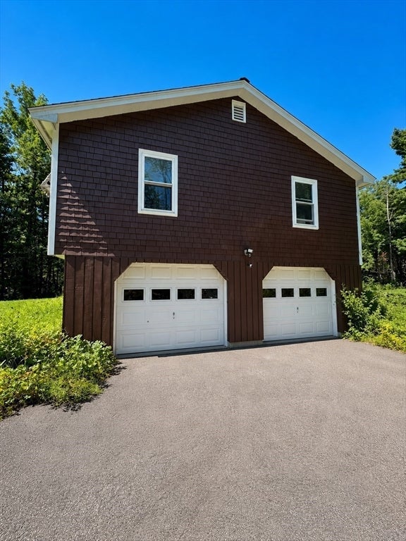 177 Fred Snow Road, Becket, MA Photo #2