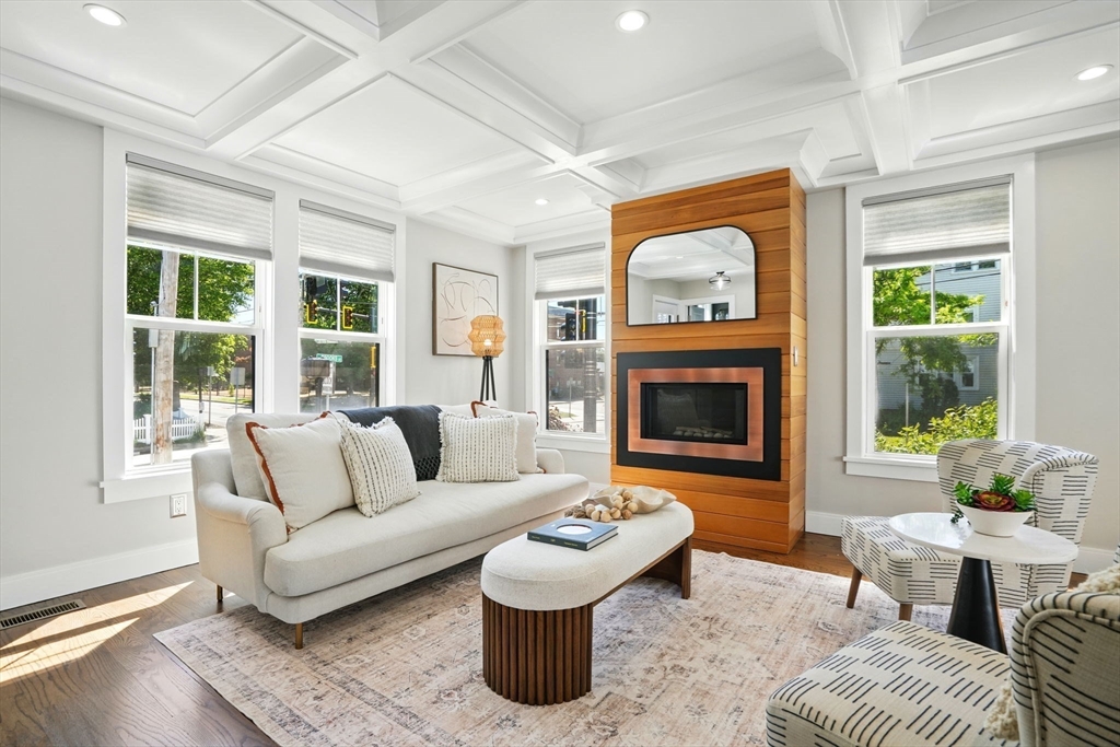 122 Brooks Ave 122