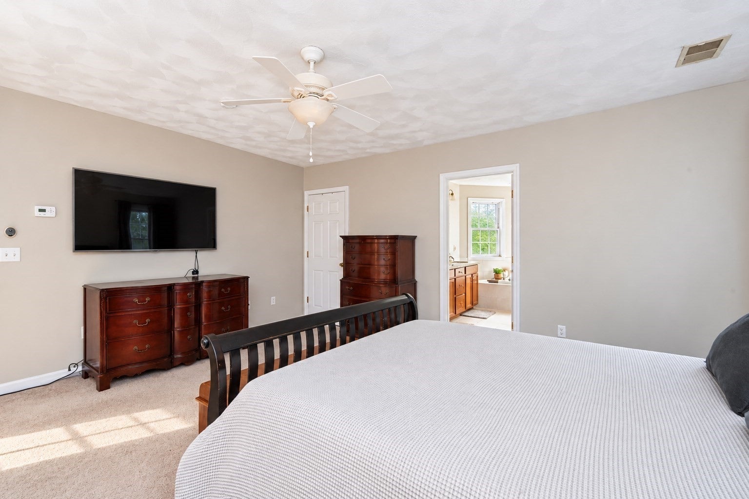 14 West Ledge Rd, Clinton, MA, 14 West Ledge Rd, Clinton, MA Photo #18