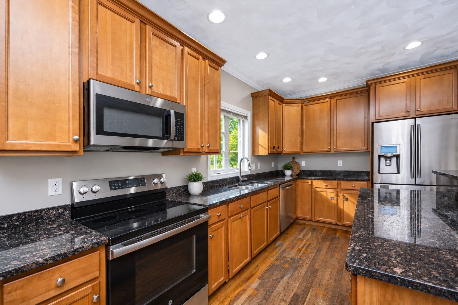 14 West Ledge Rd, Clinton, MA, 14 West Ledge Rd, Clinton, MA Photo #6