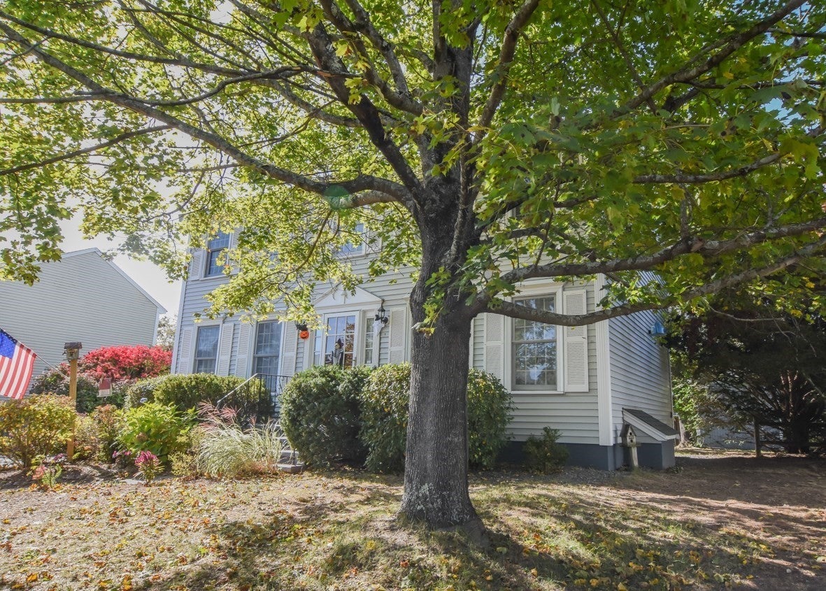 9 Wimbledon Crossing, Dracut, MA, 9 Wimbledon Crossing, Dracut, MA Photo #3