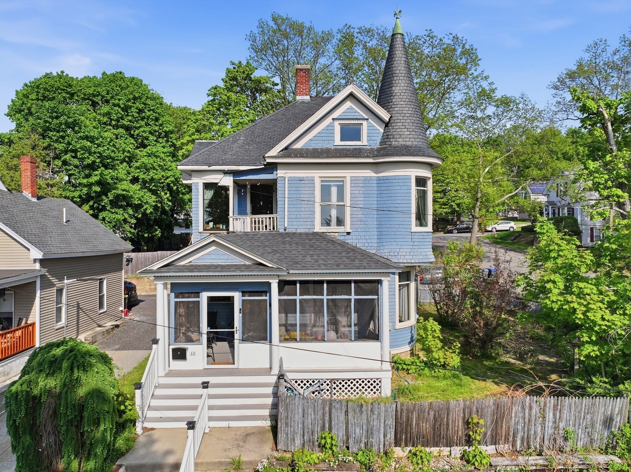 168 Drury Ave