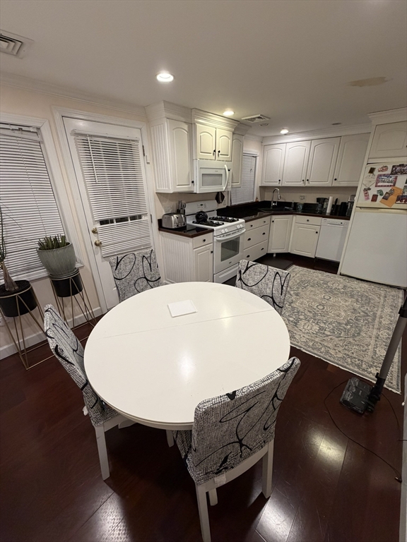 46 Roberts Dr. 46