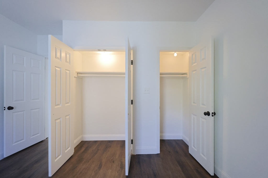 Bellingham, Massachusetts 02019, United States, 3 Bedrooms Bedrooms, ,2 BathroomsBathrooms,Residential,Active,250535