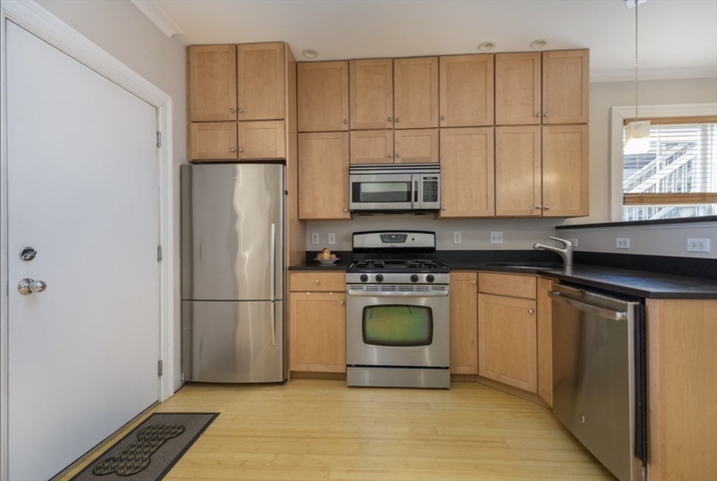 3 Leeds St #1, Boston, MA Photo #1
