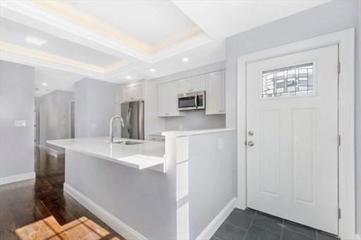 23 Taylor St 2