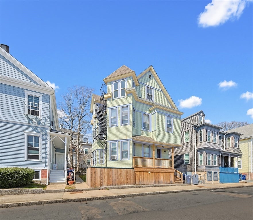393 Pleasant Street